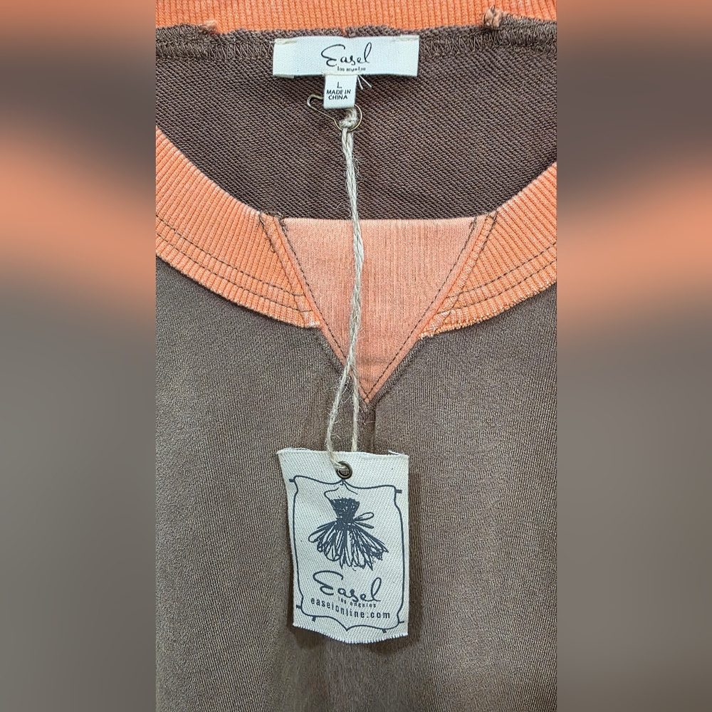 Women's Colorblock Mineral Washed Sweatshirt - Picture 3 of 4